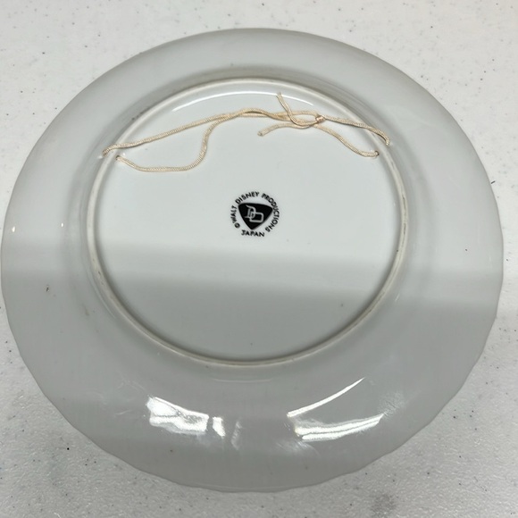 Vintage Walt Disney World 1979 Collectors Plate - Picture 3 of 7